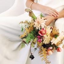 wedding photo - Joyful Flowers