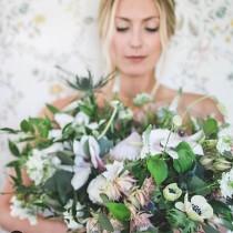 wedding photo - Fresh Flowers