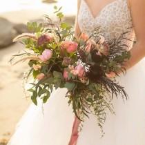 Loverly™ wedding photo - Loverly™