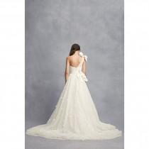 Vera Wang wedding photo - Vera Wang