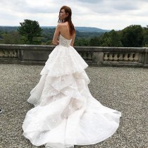 Monique Lhuillier Bride wedding photo - Monique Lhuillier Bride