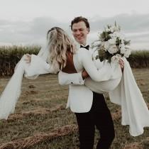 Hello May wedding photo - Hello May