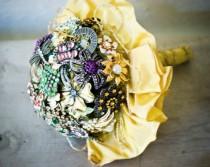 wedding photo - Vintage Wedding Bouquet ♥ Handmade Custom Vintage Brooch Wedding Bouquet