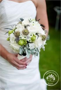 wedding photo -  Bouquet de mariage blanc et vert