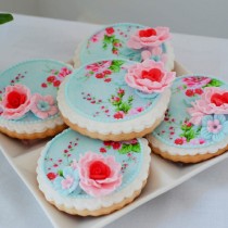 wedding photo - Creative Wedding Cookies ♥ Unique Wedding Favors 